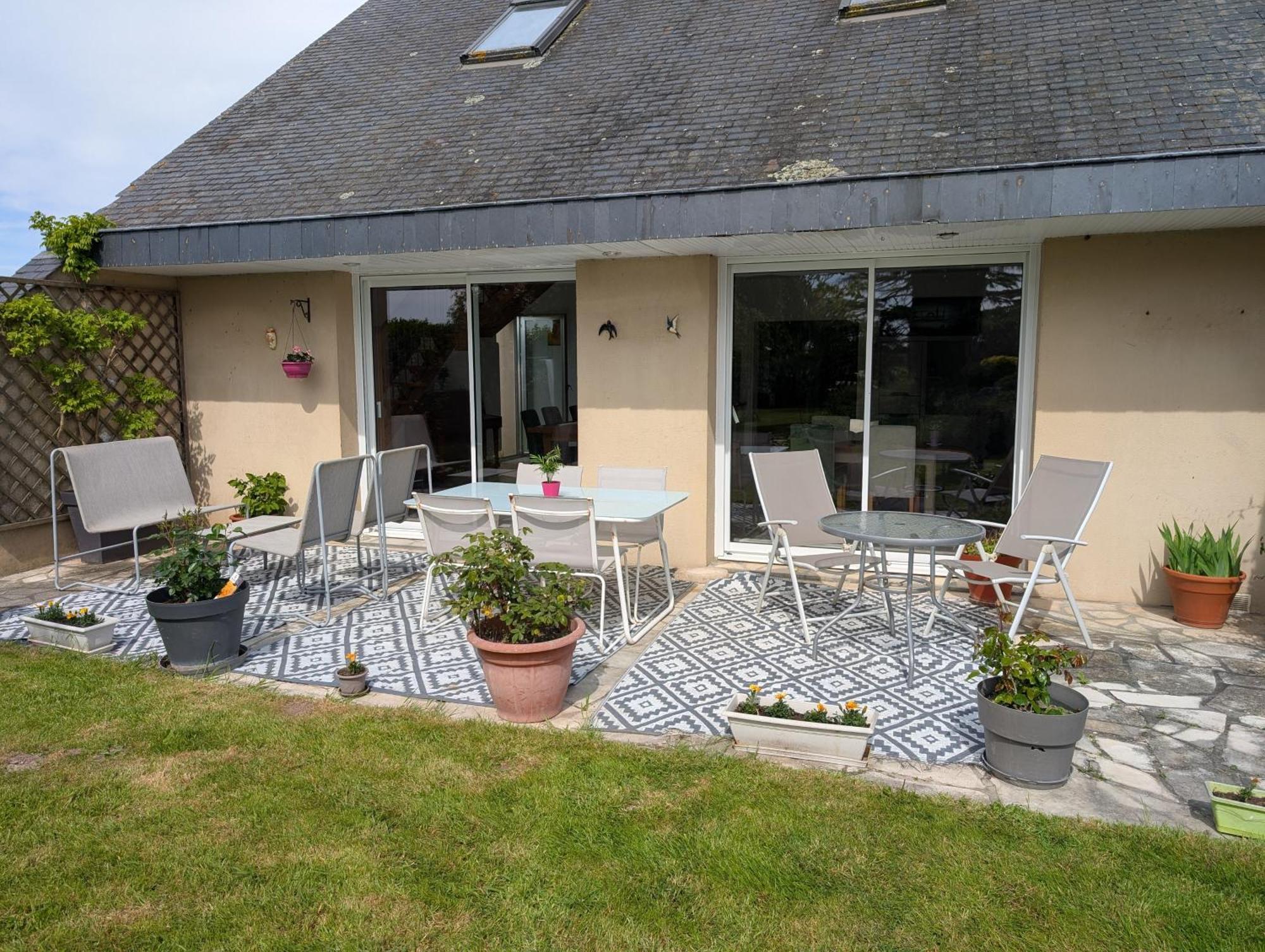 A L Ombre Du Mont Saint Michel Bed & Breakfast Huisnes-sur-Mer Exterior photo