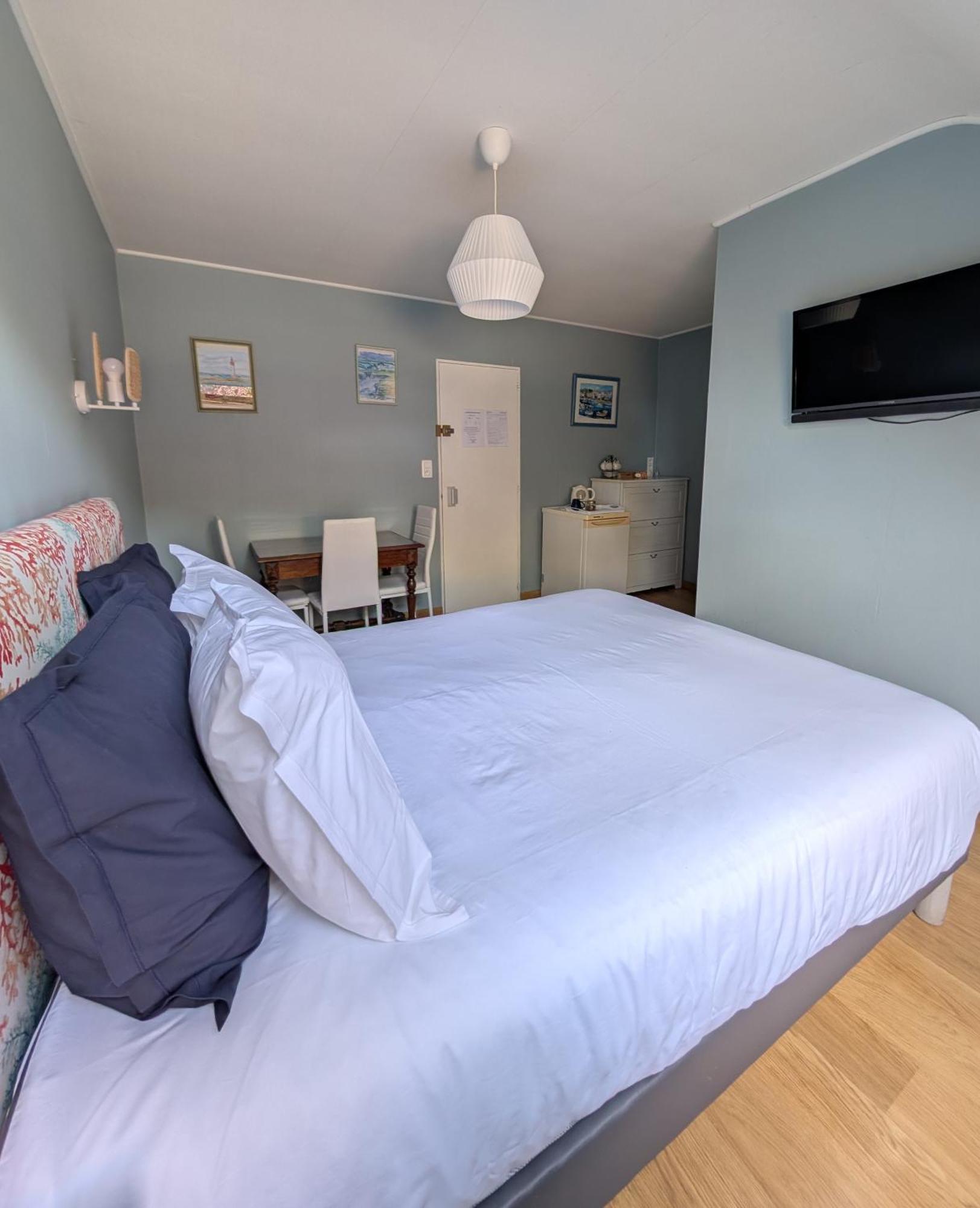 A L Ombre Du Mont Saint Michel Bed & Breakfast Huisnes-sur-Mer Exterior photo