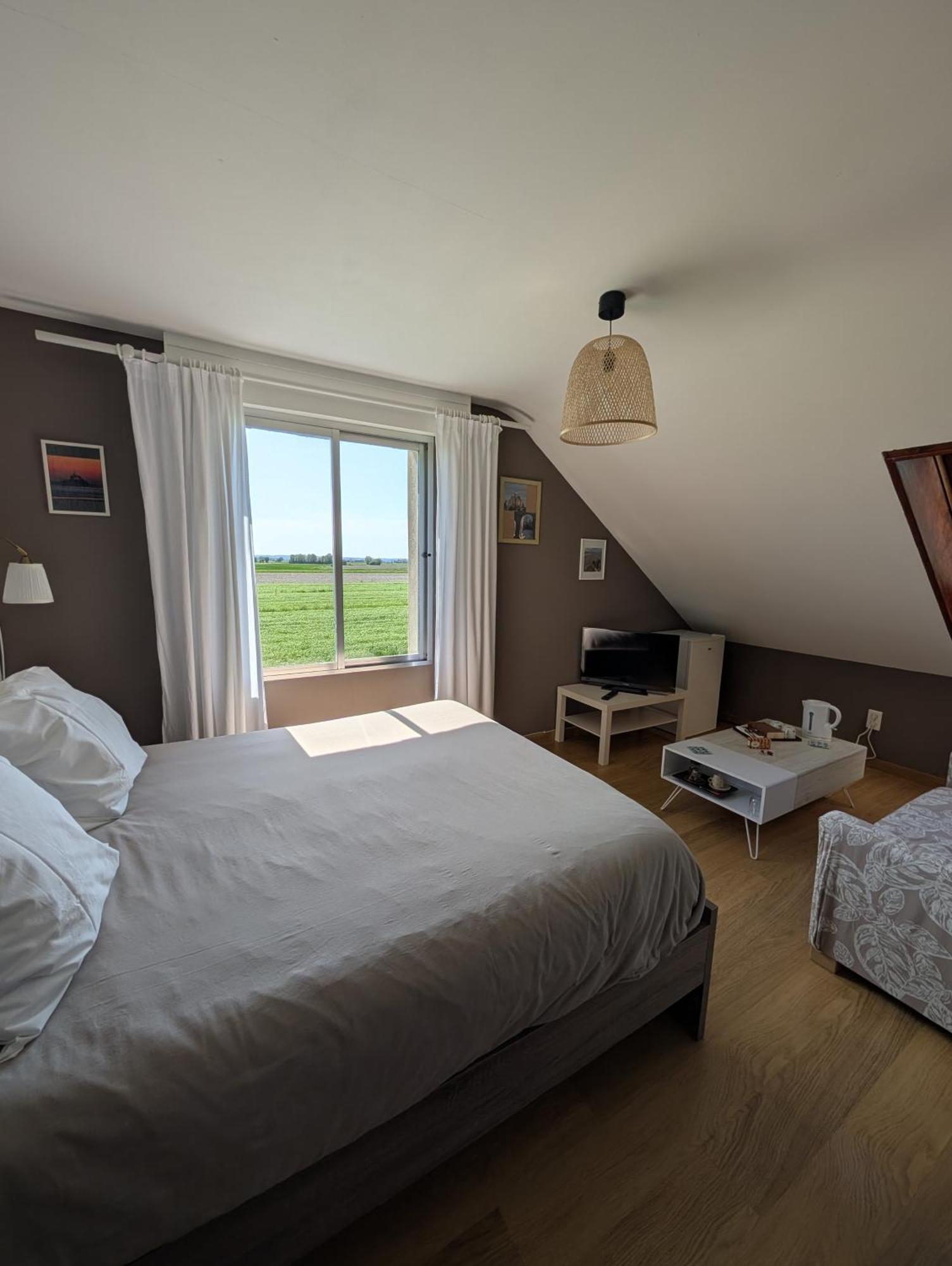 A L Ombre Du Mont Saint Michel Bed & Breakfast Huisnes-sur-Mer Exterior photo