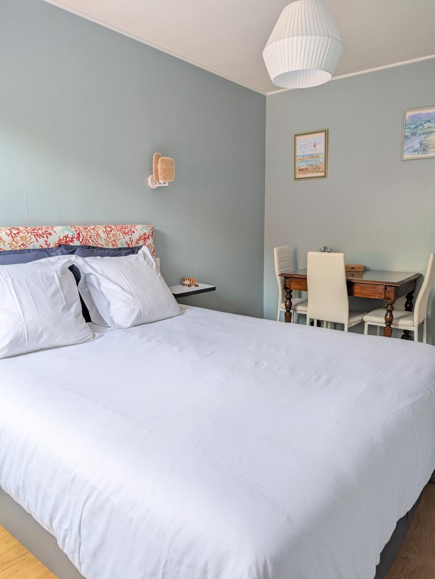 A L Ombre Du Mont Saint Michel Bed & Breakfast Huisnes-sur-Mer Exterior photo